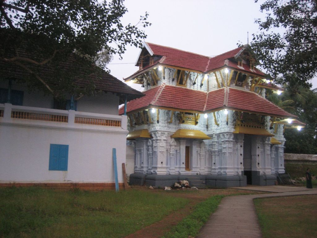 guruvayur,guruvayur temple,irinjalakuda bharata temple, irinjalakuda koodal manikyam temple 